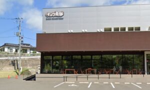 北のチョコレート工場&店舗 2door