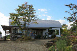 ペレニアルロックガーデン春子谷地 cafe ミルクの里