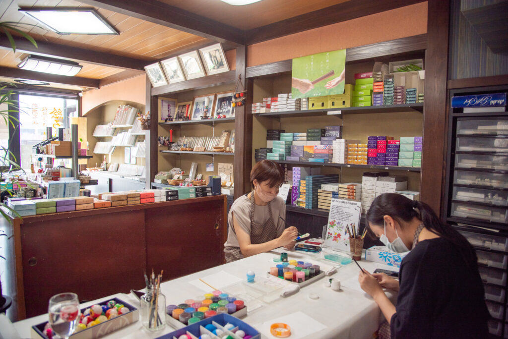 富樫ろうそく店